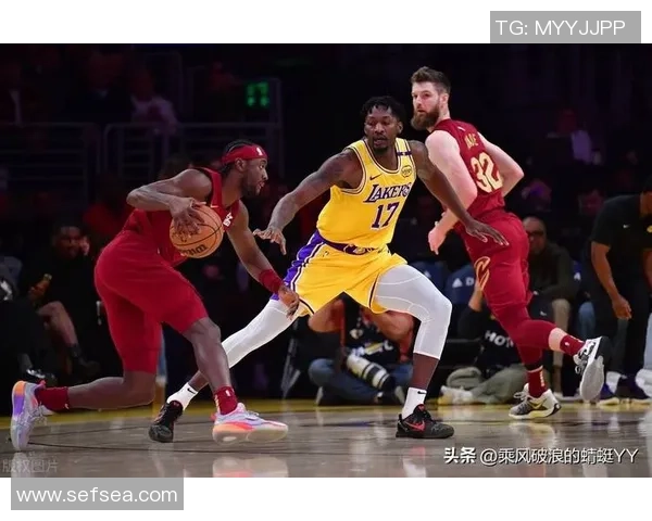 湖人逆转热火第四节精彩对决展现球队韧性与战术智慧