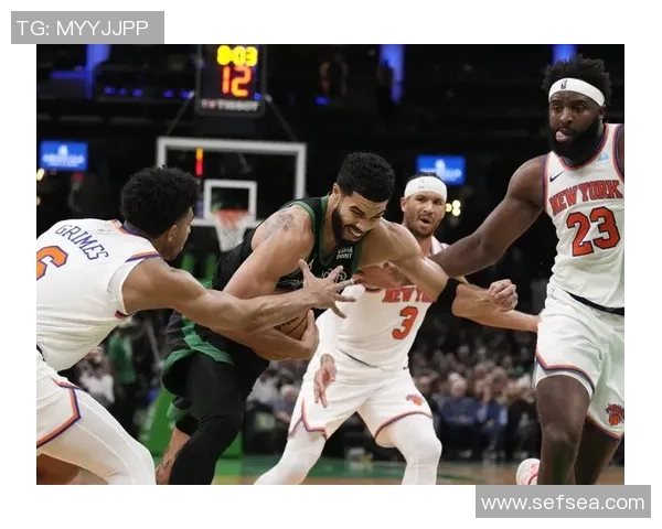纽约尼克斯与波士顿凯尔特人激战正酣谁能在这场对决中笑到最后